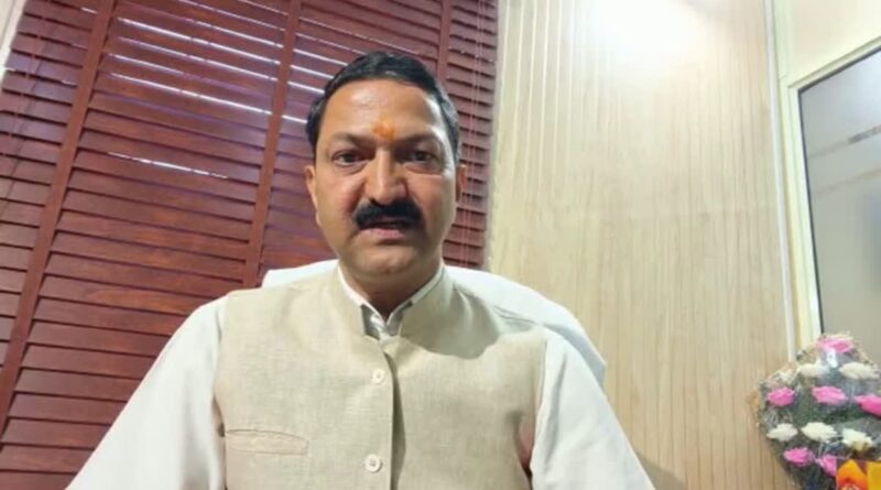 पूर्व मंदिर समिति अध्यक्ष अजेन्द्र अजय की तीखी प्रतिक्रिया… शिकायतों के बाद भी सचिव पर्यटन नहीं उठाते फोन