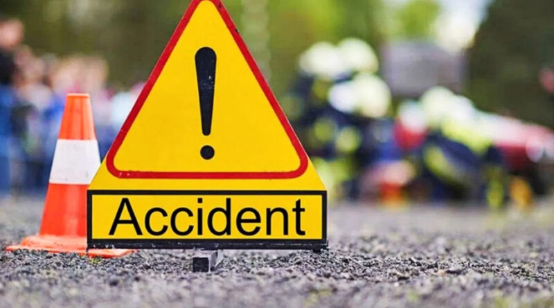 रुद्रप्रयाग: भीरी-परकंडी मार्ग पर डंपर गहरी खाई में गिरा, चालक गंभीर रूप से घायल