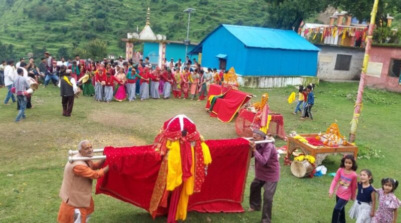 धराली आपदा: जीवनरक्षक बना हारदूद मेला, समेश्वर देवता की छांव में बचीं सैकड़ों जानें