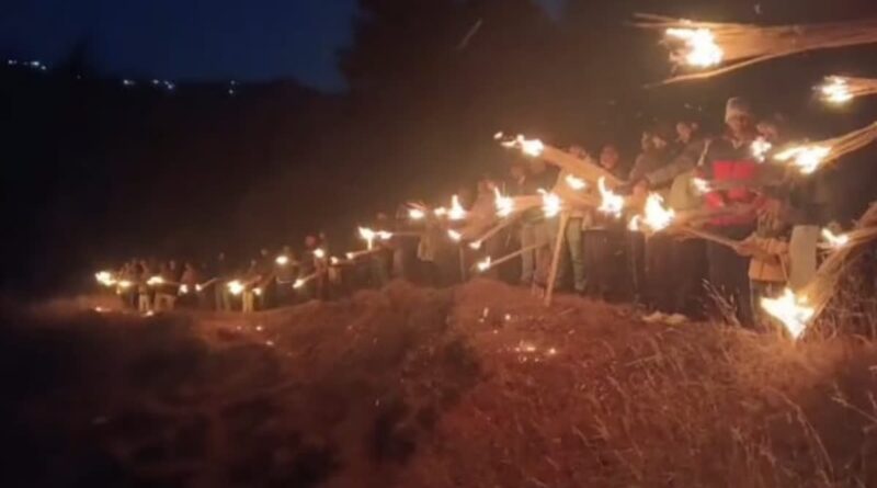 जौनसार-बावर में बूढ़ी दीपावली की धूम, 29 खतों के पंचायती आंगन लोक नृत्य से जगमगाए