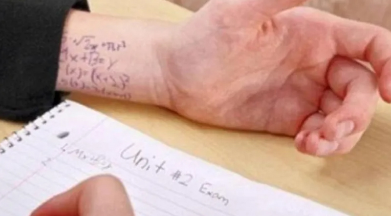 RRB परीक्षा में नकल का भंडाफोड़: हरियाणा लिंक वाला सॉल्वर देहरादून से गिरफ्तार