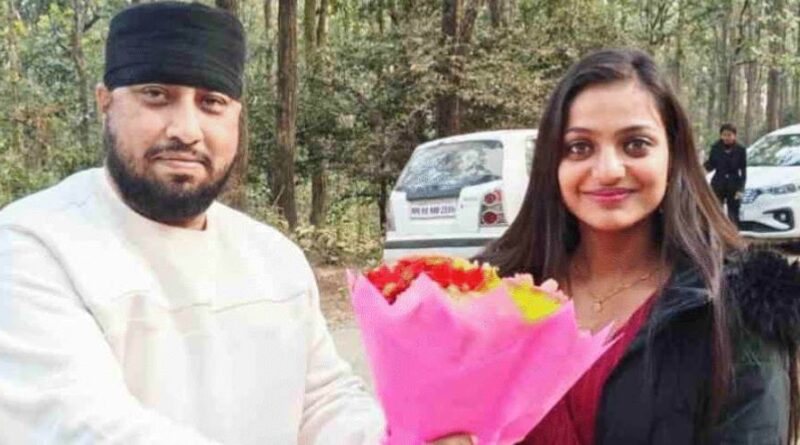 देहरादून पहुँचीं महाकुंभ वायरल गर्ल मोनालिसा, ‘द डायरी ऑफ मणिपुर’ की शूटिंग हुई शुरू