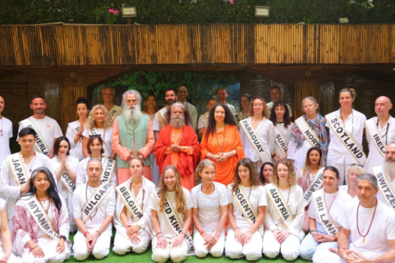 ऋषिकेश में अंतरराष्ट्रीय योग महोत्सव का आगाज, 80 देशों के 1500 योग साधक हुए शामिल