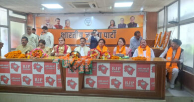 उत्तराखंड: प्रदेश अध्यक्ष महेंद्र भट्ट के सामने विपक्ष को झटका, नेताओं ने बदली पार्टी