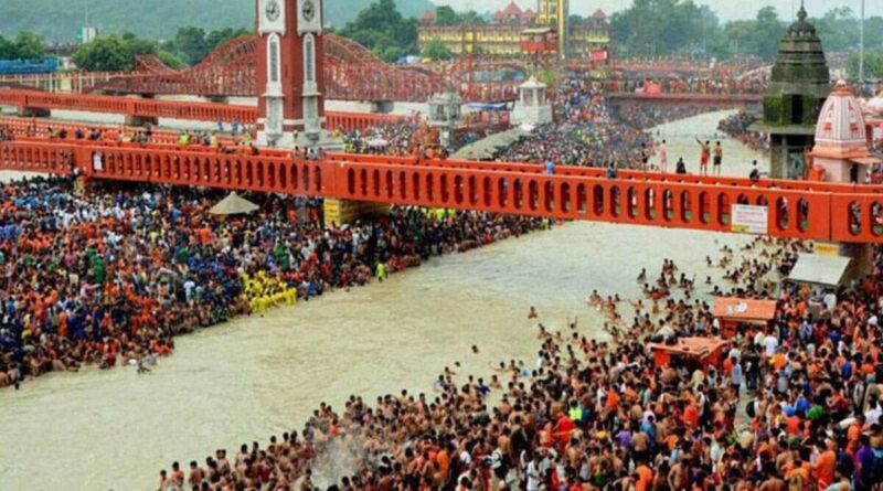 कंधों पर कांवड़, जुबान पर बम-बम भोले… हरिद्वार में उमड़ा लाखों शिवभक्तों का सैलाब