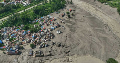 नेपाल में बाढ़ से तबाही, उत्तराखंड ने जारी किए हेल्पलाइन नंबर; फंसे लोगों की ऐसे मिलेगी मदद