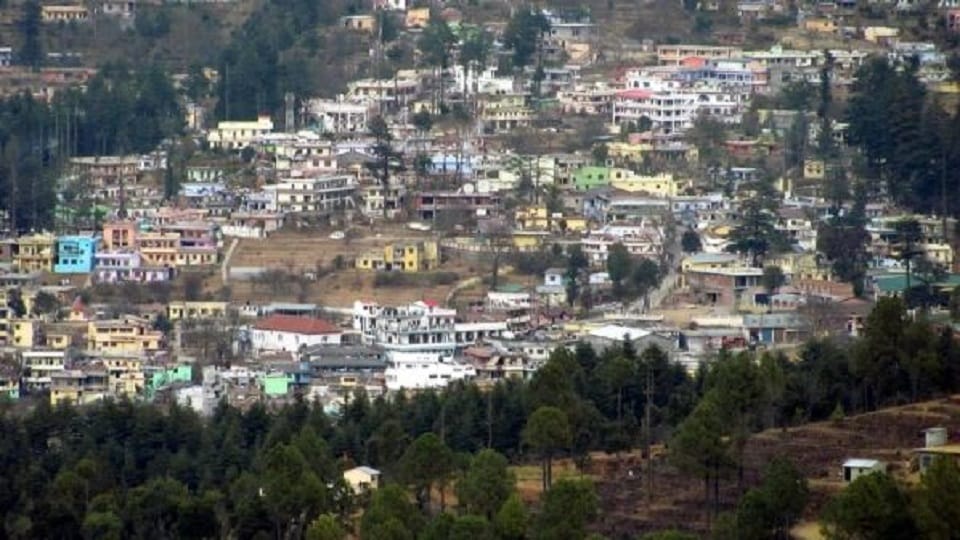 चंपावत का विकास चक्र: 29 साल बाद भी कई गांव मूलभूत सुविधाओं की बाट जोह रहे हैं