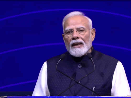 सेमीकंडक्टर क्रांति की ओर बढ़ता भारत: पीएम मोदी ने कहा- अब ग्लोबल मार्केट में पहुंच रही हैं ‘मेड इन इंडिया’ चिप्स